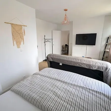 Maison *